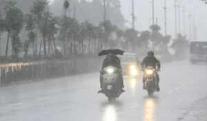 Telangana Monsoon Slowdown: దక్షిణ తెలంగాణ వద్దే నిలిచిపోయిన నైరుతి రుతుపవనాలు…