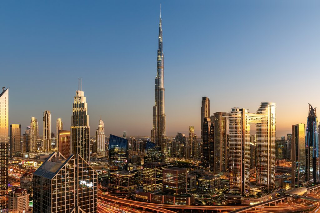 UAE suspends tourist and work visas