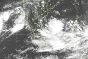 Cyclone Montha: ఏపీ తీరం వైపు దూసుకొస్తున్న తుఫాను…