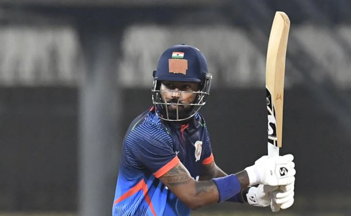 Hardik Pandya smashed