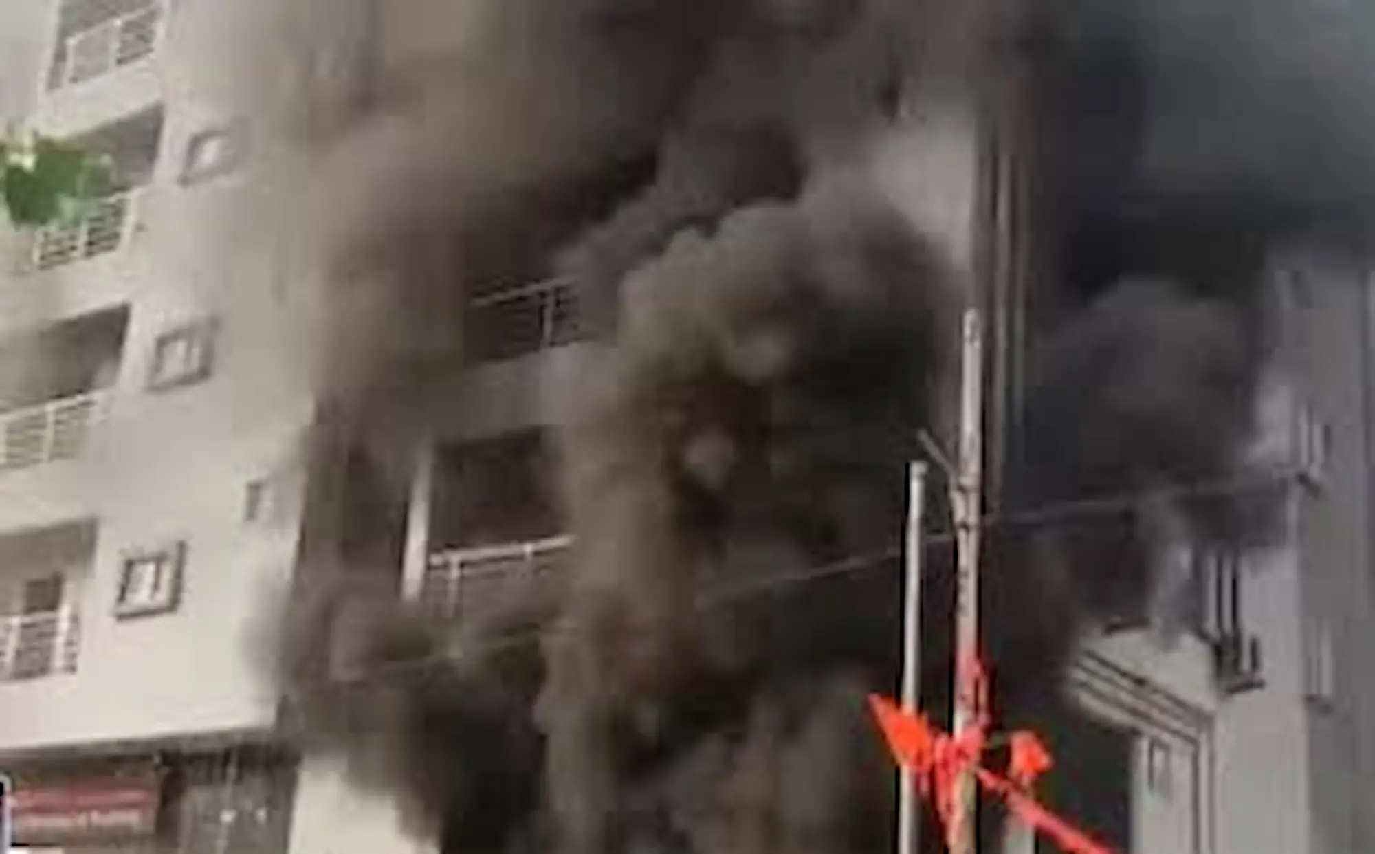 Fire Accident 15 Bikes Burnt In Gachibowli
