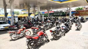 Petrol Diesel Purchase: ఇక వారికి బంకుల్లో నో పెట్రోల్, డీజిల్…