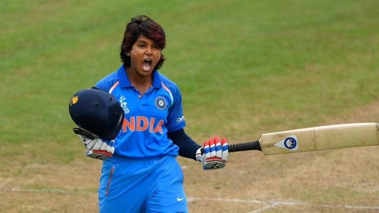 Punam Raut Retires